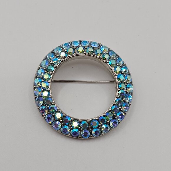 unbranded Jewelry - Vintage Unsigned Silver Toned Aqua Blue Rhinestone Circular Wreath Pin Brooch